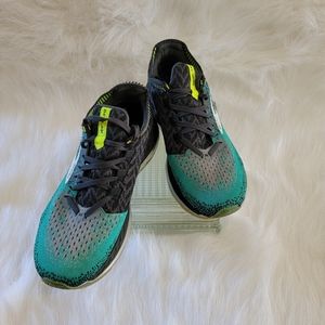 Brooks Bedlam Womens Athletic Shoe